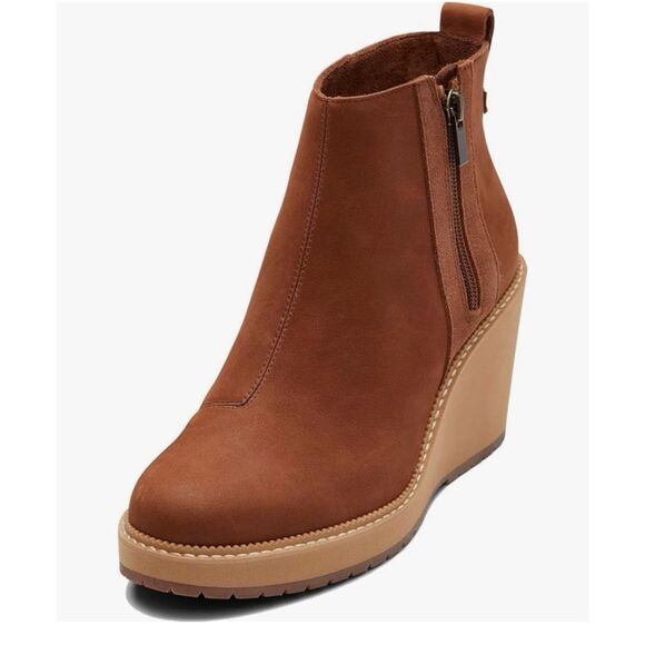 Toms Shoes - Toms Avery Brown wedge boots